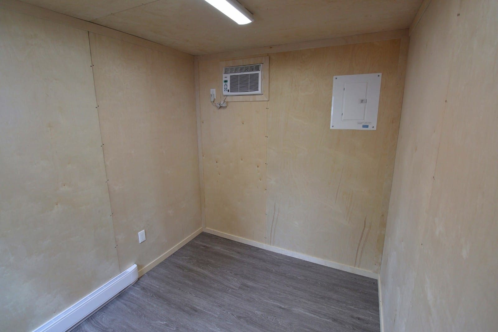 10&rsquo; Economy Office CUBE - Backstorage Containers LLC