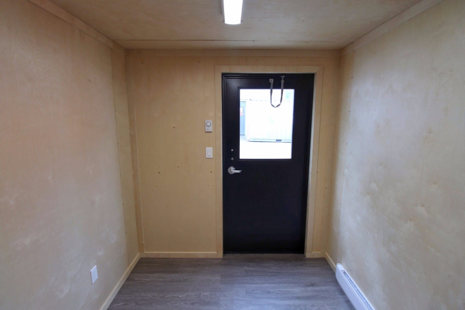 10&rsquo; Economy Office CUBE - Backstorage Containers LLC